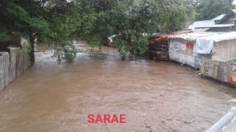 Sungai Kendo Meluap, 4 Kecamatan Dan 8 Kelurahan Di Kota Bima Kebanjiran