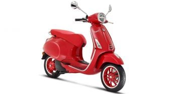 Piaggio Siapkan Vespa Elettrica dalam Balutan Serba Merah