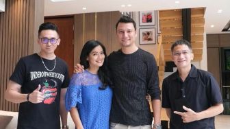 Rumah Smart Home Ala Christian Sugiono: Bukan Cuma Soal Teknologi, Tapi Efisien dan Nyaman