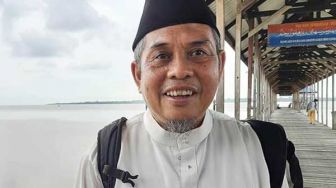 Budayawan Riau Taufik Ikram Jamil Dapat Penghargaan dari Menteri Nadiem