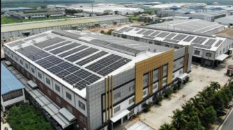 Perusahaan Inggris Shire Oak Akan Sediakan Solar Panel dan Listrik untuk Jatim