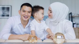 Usai Bantah Jadi Ayah Biologis Kekey, Kini Rezky Aditya Pengin Anak Kedua