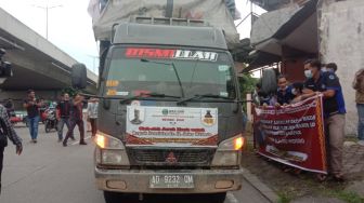 Warga Karo Sumut Kirim 3 Ton Jeruk ke Jokowi, Berharap Ada Perbaikan Jalan