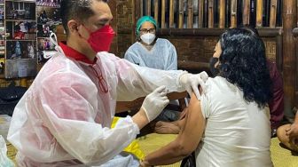 Sasar Warga Rentan Sosial, Pemkot Yogyakarta Gelar Vaksinasi di Malam Hari