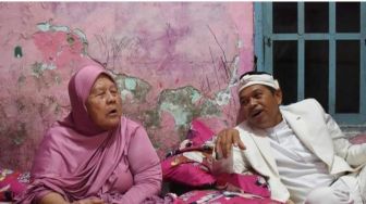 Dedi Mulyadi ke Cibarusah Bekasi, Kunjungi Rodiah: Memuliakan Ibu Jauh Lebih Penting