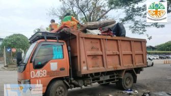 Sampah Pasca Banjir Rob di Pademangan Jakarta Utara Capai 46 Meter Kubik