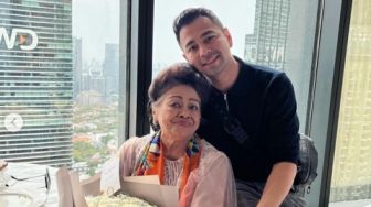 Mami Popon Terbaring Lemah, Raffi Ahmad Segera Pulang ke Indonesia dan Minta Doa