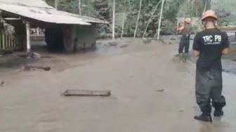 Terdampak Erupsi Semeru, Dusun Kamar Kajang Dilanda Banjir Rabu Pagi Tadi