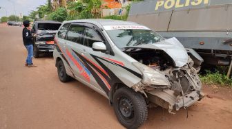 Kecelakaan Beruntun di Taman Kota 1 Tangsel, Dua Mobil Ringsek