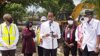 Presiden Jokowi Sebut Aktivitas Pertambangan Rusak DAS Melawi
