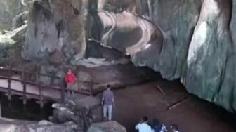 Pemkab Solok Selatan Larang Pokdarwis Goa Batu Kapal Pungut Iuran Pengunjung