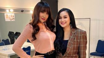 Jumpa Lagi Setelah 8 Tahun, Lucinta Luna Kenang Momen Nyalon Bareng Juwita Bahar