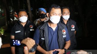 Jadi Tersangka, Empat Polisi Terlibat Kasus Narkoba Irjen Teddy Minahasa Ditahan di Polda Metro