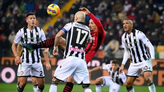 Gol Salto Ibrahimovic Selamatkan AC Milan dari Kekalahan
