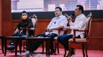 Refly Harun: Presidential Threshold jadi Tiket Oligarki Menangkan Kontestasi Secara Murah