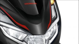 Honda PCX Hadir dengan Wajah Baru, Tampilannya Makin Kece
