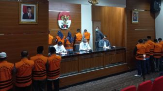 KPK Tahan 15 Tersangka, dari Mantan hingga Anggota DPRD Aktif Kasus Korupsi di Muara Enim
