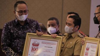Arief R. Wismansyah Terima Penghargaan Smart Living Atas Aplikasi Sigacor