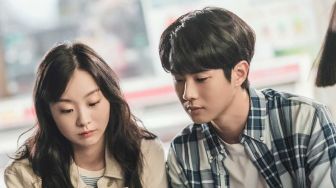 Sinopsis Drama Korea Our Beloved Summer Episode 4: The Boy or The Girl, We Liked Then
