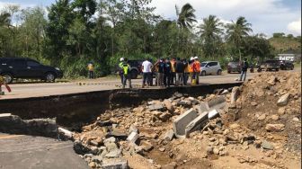 Jalan Bypass Mandalika-Awang Disebut Dirusak Dengan Alat, Kontraktor Rugi Ratusan Juta