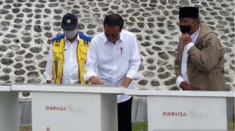 Ke Jawa Tengah, Presiden Jokowi Resmikan Empat Embung