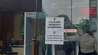 Sidang Kasus Dugaan Tindak Pidana Terorisme dengan Terdakwa Munarman, Saksi S Sebut Tak Ada Baiat Saat Acara di Makassar