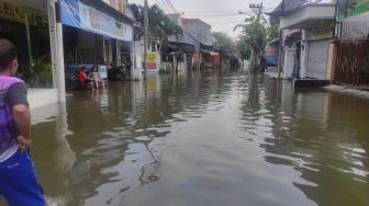 Perumahan Warga Sampai Jalan Nasional di Lamongan Terendam Banjir