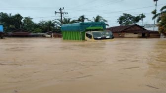Mandailing Natal Dilanda Banjir, Bupati Tetapkan Status Darurat