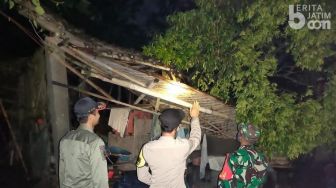 Setelah Gempa, Jember Diterjang Angin Kencang, Tercatat Satu Korban Jiwa