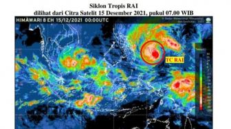 Siklon Tropis Rai dan Bibit Siklon Tropis 94B Berpotensi Picu Cuaca Buruk