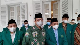 Lepas Keberangkatan Kontingen PWNU DKI Jakarta ke Muktamar NU, Begini Pesan Anies