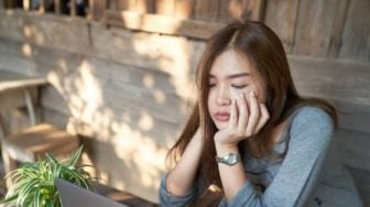 5 Ciri Seorang Introvert Sedang Marah, Tiba-tiba Menjauh