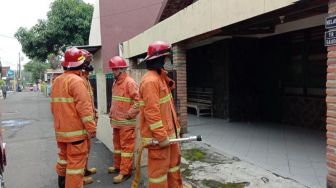 Padamkan Kebakaran di Sudagaran, Petugas Damkar Jogja Nyaris Disabet Warga