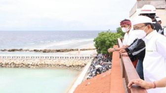 Proyek Pelabuhan Sampalan Molor, Gubernur Bali Mengeluh