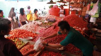Pedasnya Harga Cabai Rawit Beri Dampak Inflasi Terburuk Dalam Dua Tahun
