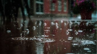 Sedia Payung, Kota Bandarlampung Bakal Diguyur Hujan Hari Ini