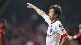 Makin Tua Makin Jadi! Pemain Tertua di Dunia Kazuyoshi Miura Resmi Direkrut Atletico