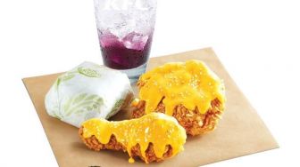 Saatnya Bernostalgia, KFC Indonesia Kembali Hadirkan Hot &amp; Cheesy Chicken