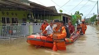 Hujan Sampai April, Basarnas Kota Palembang Siapkan 11 Perahu Karet