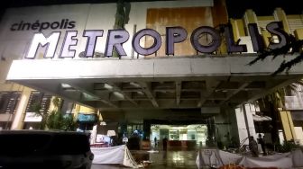 Viral Atap Mall Metropolis Town Square Tangerang Ambruk, Pengunjung Berhamburan