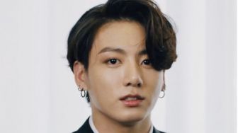 Mengharukan ARMY, Inilah Makna Khusus di Balik Detail Merchandise Jungkook