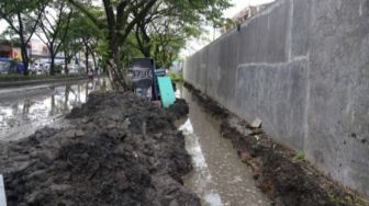 Kondisi Terkini Jalan Tun Abdul Razak Kabupaten Gowa yang Sering Banjir