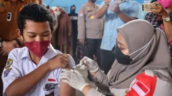 Danny Pomanto Optimistis Capaian Vaksinasi Kota Makassar 90 Persen