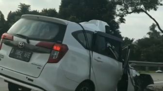 Kecelakaan di Tol Jagorawi, Satu Mobil Rusak Parah