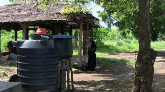 Air PDAM Kotor Dan Berbau, Warga di Lombok Timur Terpaksa Beli Air per Tangki Rp 500 Ribu
