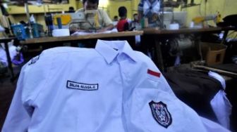 Siasat Sejumlah Sekolah di DIY Muluskan Praktik Jual Beli Seragam, Lewat Koperasi hingga Disub ke Ortu Siswa