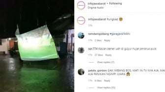 Viral, Detik-detik Layar Nobar Indonesia Vs Thailand Roboh, Netizen: Pertanda Apakah Ini