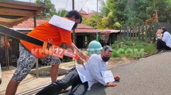 Reka Adegan Penikaman di Bontang Kuala, Fakta Baru Terkuak, Korban Ditikam Bertubi-tubi