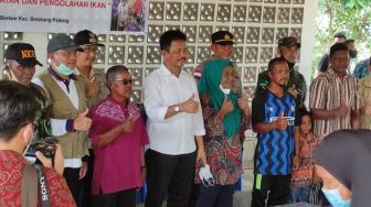 Kementerian Sosial Salurkan Bantuan Rp400 Juta Buat Suku Laut Batam