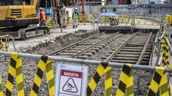 Rel Trem Peninggalan Belanda Ditemukan Saat Proyek MRT, Bakal Dipindahkan ke Sini